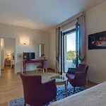 Borgo La Chiaracia & Hotel