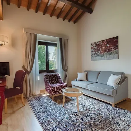 Borgo La Chiaracia &