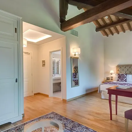 Borgo La Chiaracia &