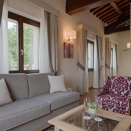 Borgo La Chiaracia & Castel Giorgio