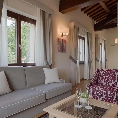 Borgo La Chiaracia & Castel Giorgio