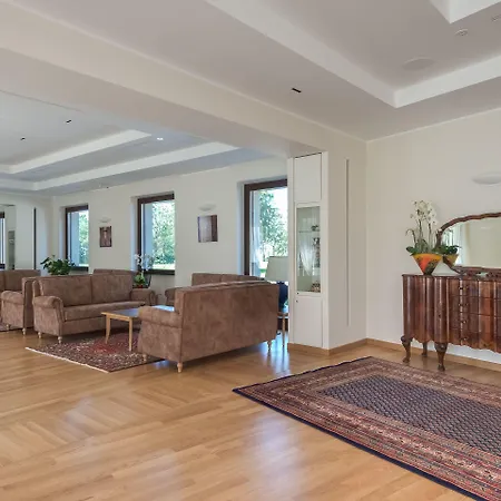 Borgo La Chiaracia & Hotel