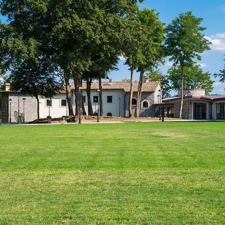 Borgo La Chiaracia & ホテル 5*