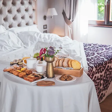 Hotel Borgo La Chiaracia &