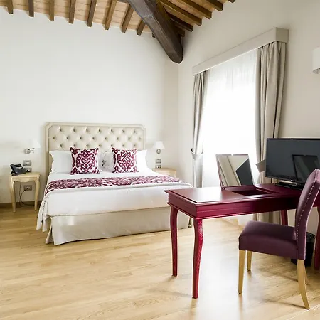 Hotel Borgo La Chiaracia Resort&spa