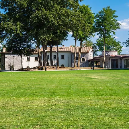 Hotel Borgo La Chiaracia &