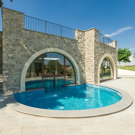 Borgo La Chiaracia & Castel Giorgio