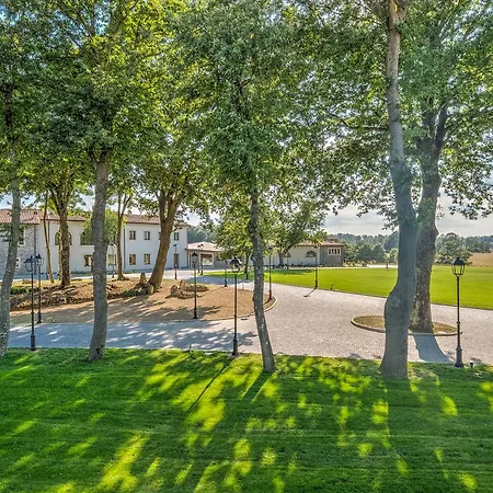 Hotell Borgo La Chiaracia &