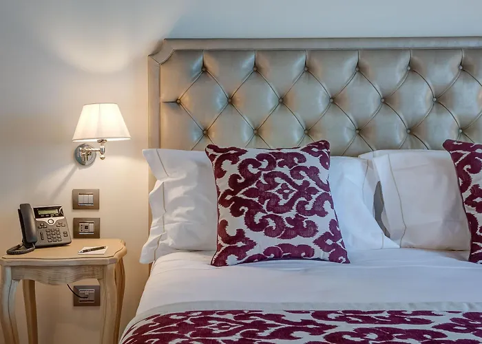 Borgo La Chiaracia & Hotel 5*