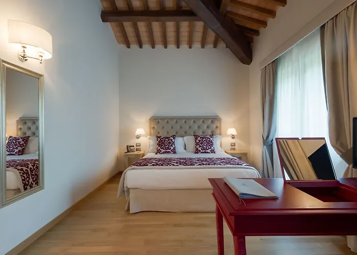 Hotel Borgo La Chiaracia &