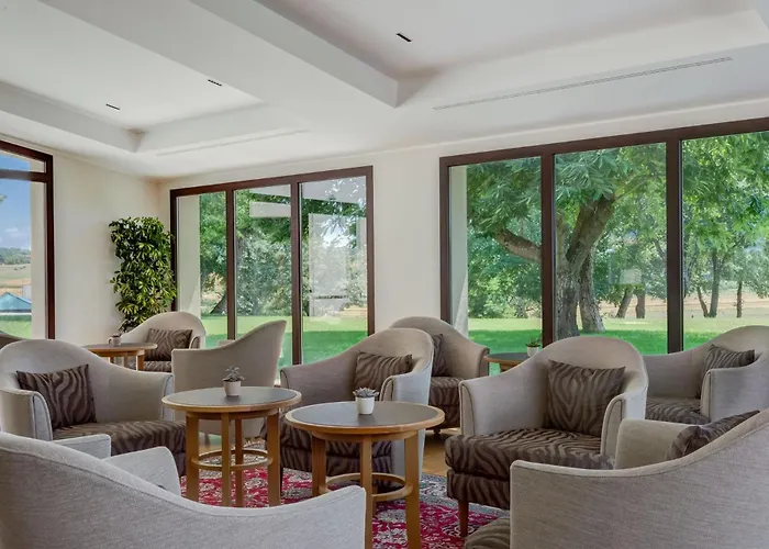 Borgo La Chiaracia & 5* Castel Giorgio