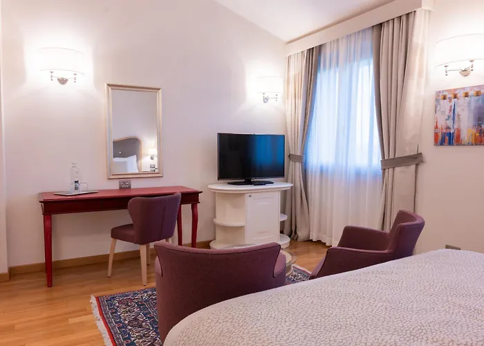 Borgo La Chiaracia Resort&spa Hotel 5*