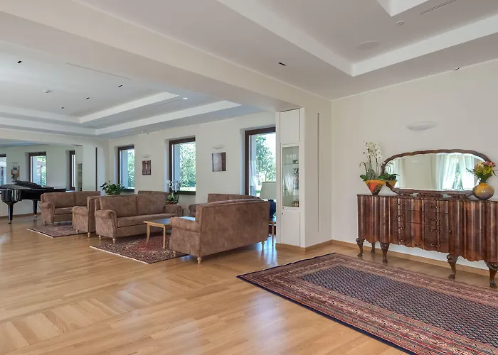 Borgo La Chiaracia & Hotel