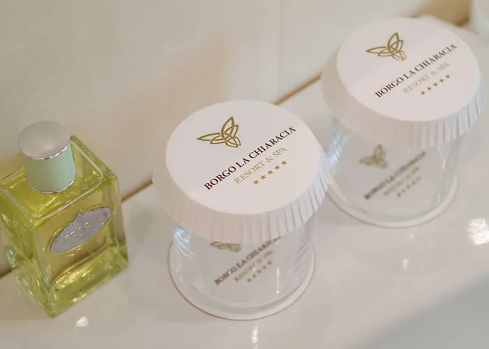 Borgo La Chiaracia & Castel Giorgio