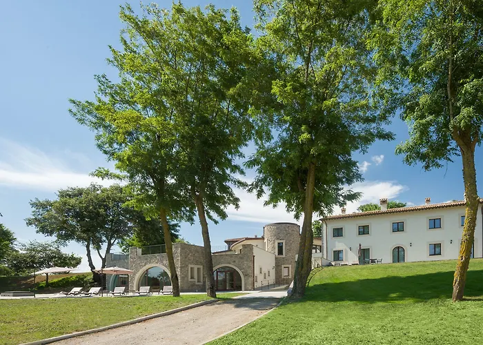 Borgo La Chiaracia & 5* Castel Giorgio
