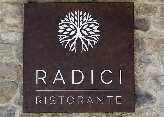 Borgo La Chiaracia & 5*