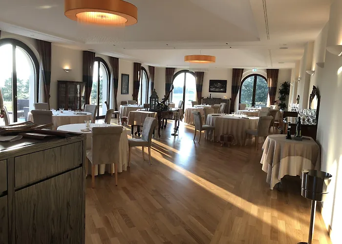 Borgo La Chiaracia & 5* Castel Giorgio