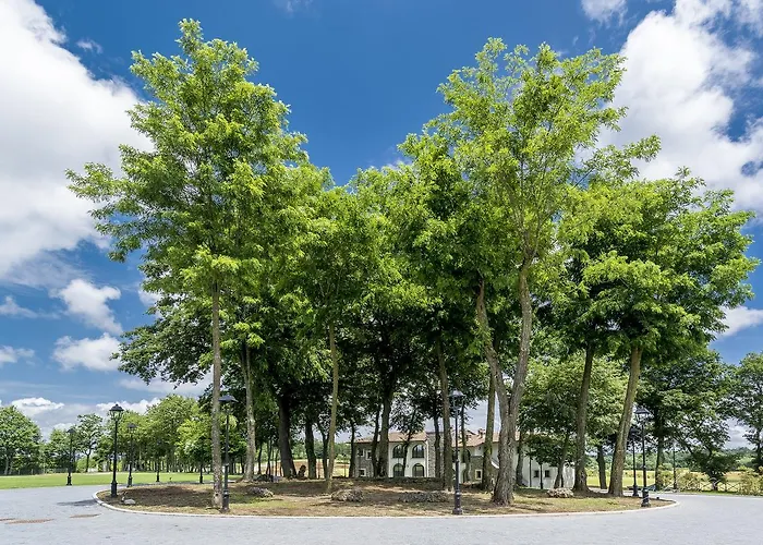 Borgo La Chiaracia & Otel 5*