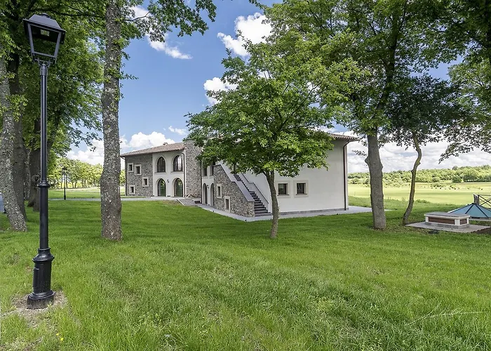 Borgo La Chiaracia & 5*