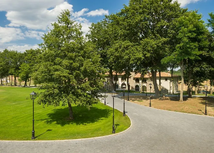 Borgo La Chiaracia &