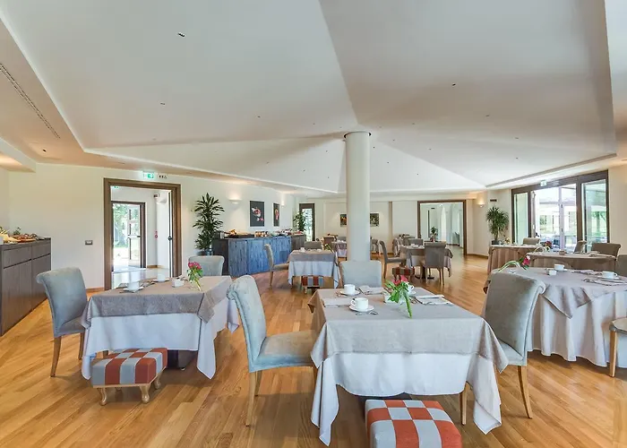 Hotel Borgo La Chiaracia & Castel Giorgio